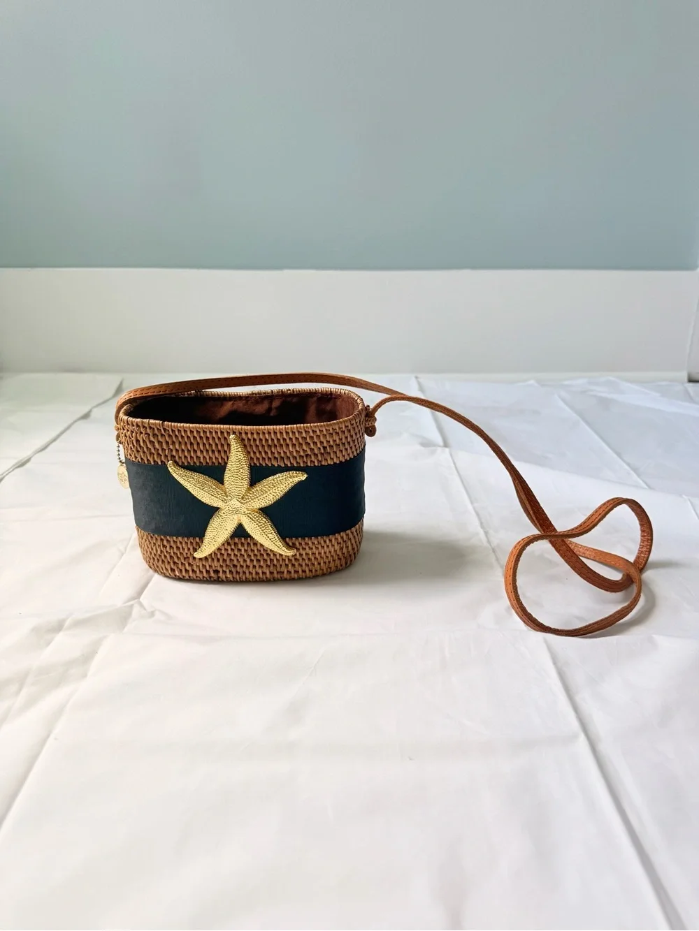 Lisi Lerch Bosom Buddy Handwoven Ata Grass Crossbody Bag - Picture 7 of 9